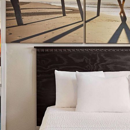 Days Inn By Wyndham Ocean City Oceanfront Екстер'єр фото