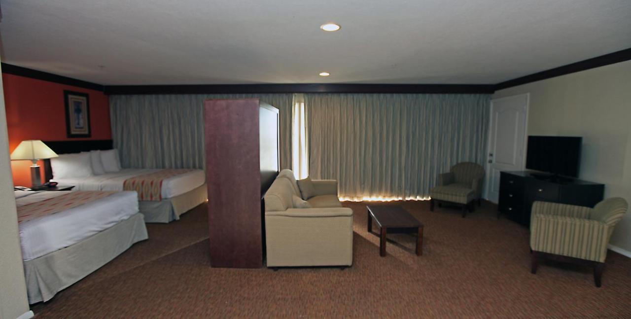 Days Inn By Wyndham Ocean City Oceanfront Екстер'єр фото